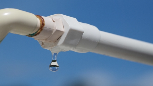 leaking pipe - how to fix