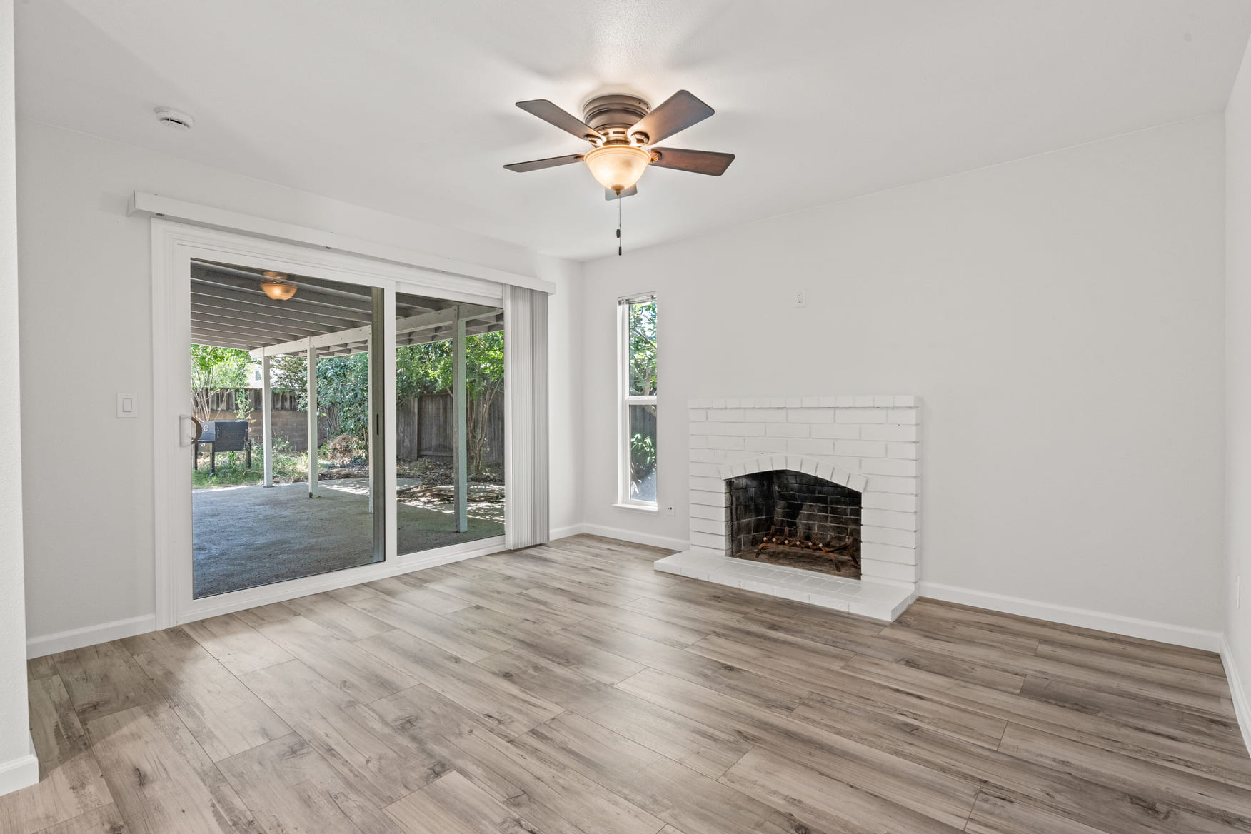 fire damage restoration Photo