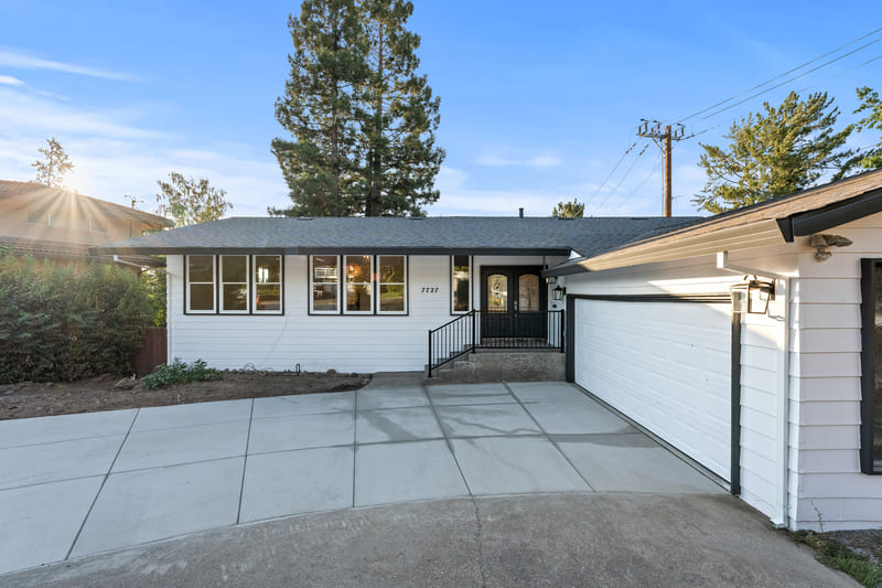 fire damage restoration fair oaks Photo