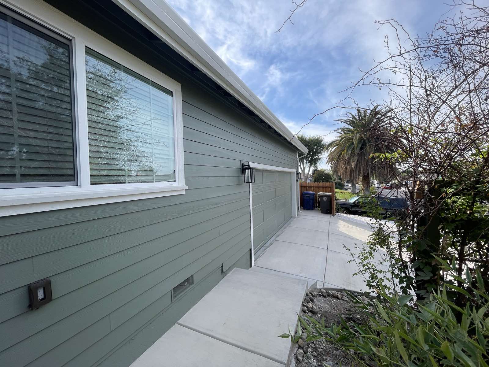 EXTERIOR VIEW FROM FRONT SIDE, AFTER RECONSTRUCTION Photo