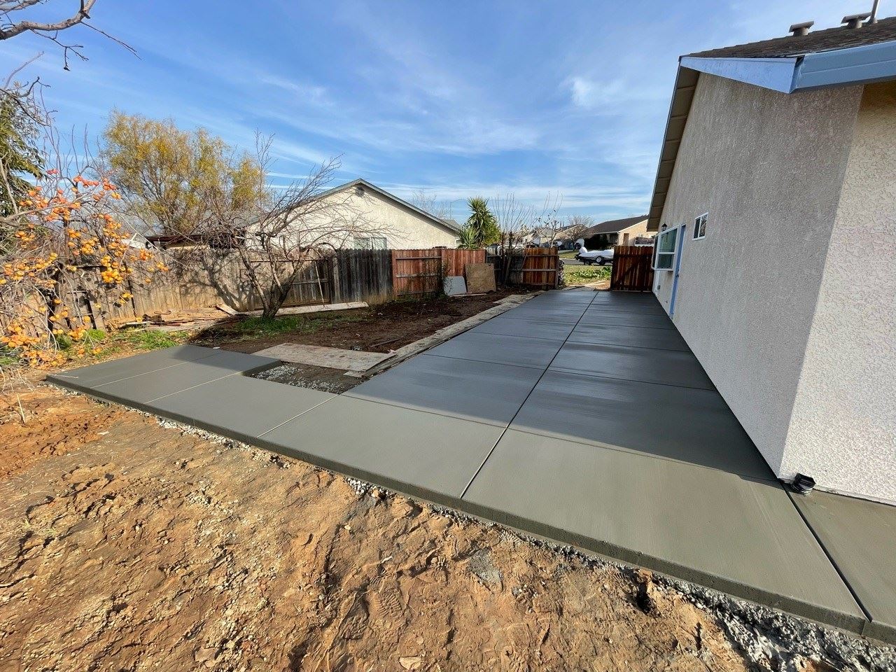 Exterior landscaping Photo